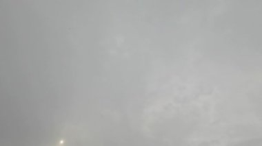 Hızlandırılmış karlı bulutlar