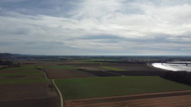 Bavyera 'daki güzel sakin Tuna' nın havadan görünüşü