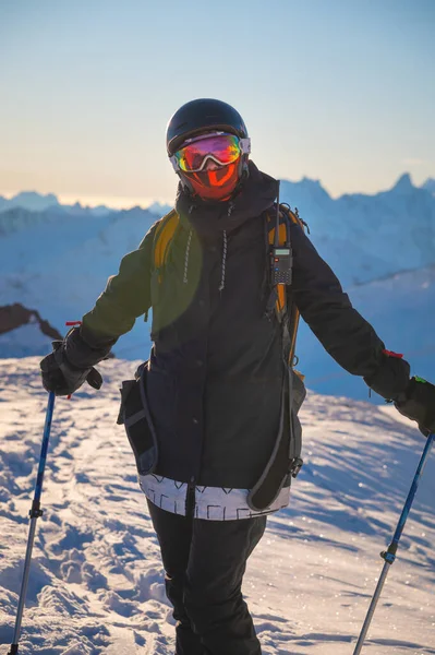 Winterski Ski Portret Van Een Vrouwelijke Skiër Portret Van Een — Stockfoto