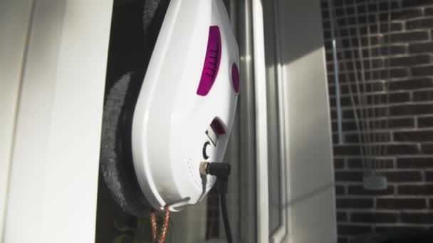 Raamreinigingsrobot Glasreiniging Met Technologie Moderne Gadgets — Stockvideo