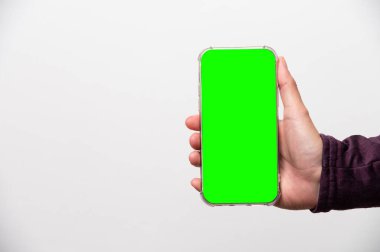 Akıllı telefon modeli ve bilgi reklamınız için ekranı boş bırakın. İş demosu veya web sitesi, uygulama tasarımı.