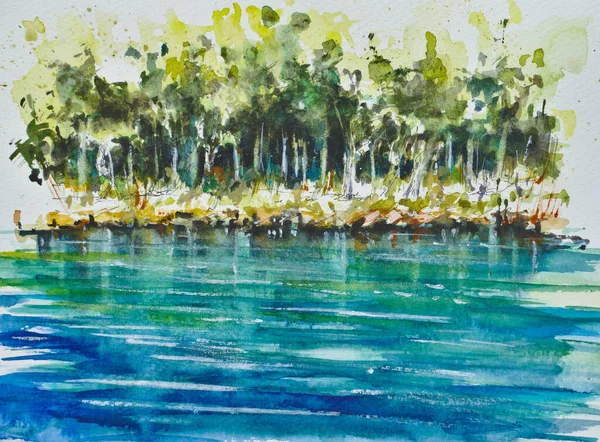 背景に緑の森のある日当たりの良い海岸 水彩で描いた絵 — ストック写真
