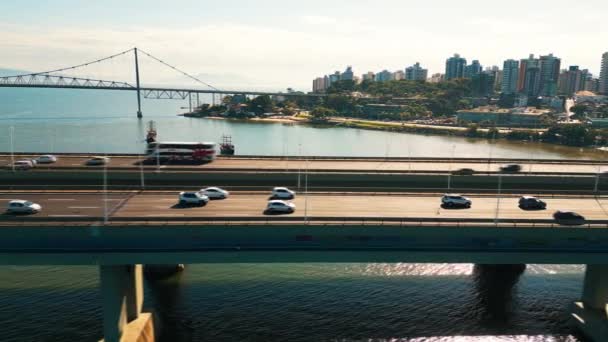 Město Florianopolis Brazílii Letecký Výhled Most Dálnici Městě Florianopolis Slunečného — Stock video