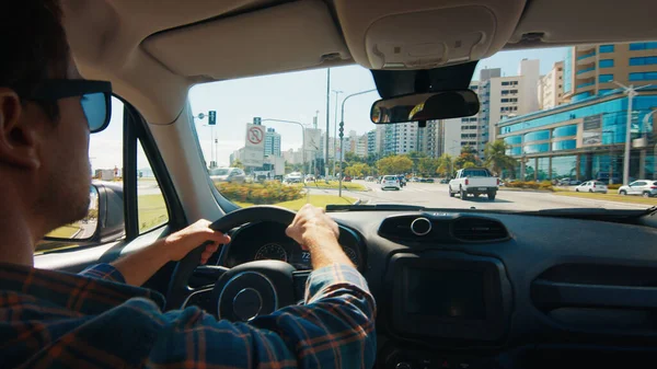 Man Drives Car City — Stock Photo, Image