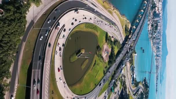 晴れた日の間にフロリアノポリスの都市の空中ビュー ブラジル サンタカタリナ島 — ストック動画