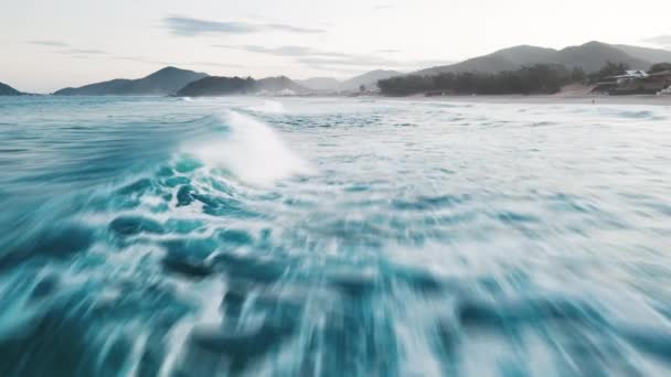 Letecký Pohled Oceán Vlnami Brazílie — Stock video