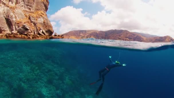 Male Freediver Swims Sea Surface — Stock Video