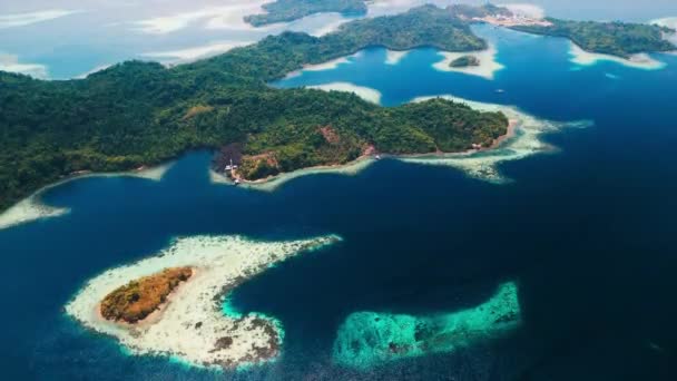 Seascape Raja Ampat Indonesien Flygfoto Över Misool Island Med Öar — Stockvideo