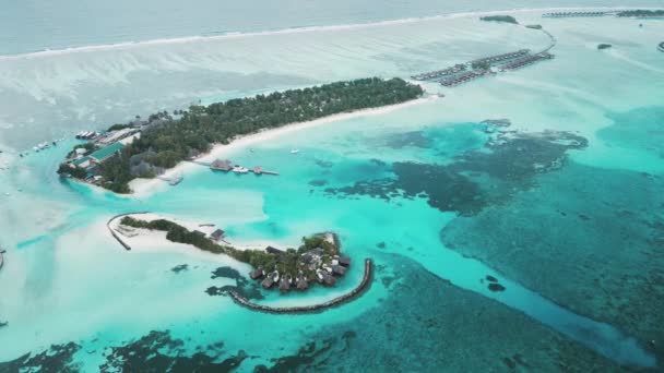 Vista Aérea Ilha Tropical Nas Maldivas — Vídeo de Stock
