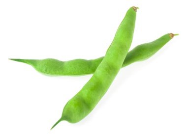 Yeşil fasulyeler beyaz arka planda izole edilmiş. Tasarım ayrıntıları. Tasarım elemanları. Makro. Tam odaklanma. Kartvizitler, kartpostallar ve posterler için arka plan