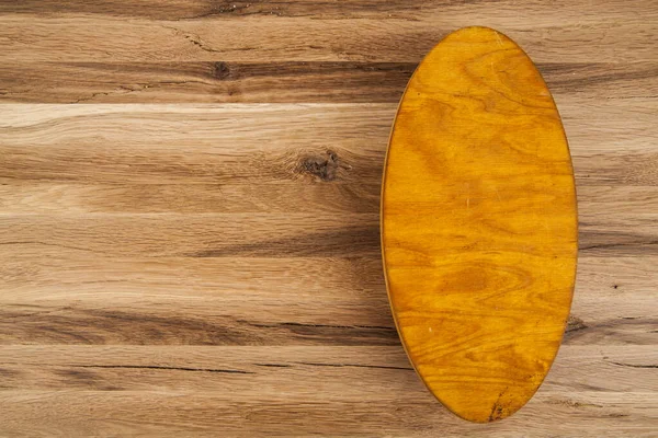 Holzschneidebrett Auf Einem Holztisch Platz Für Text Blick Von Oben — Stockfoto