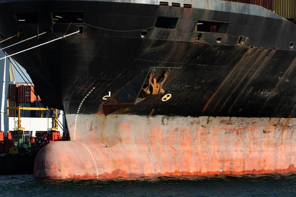 Lojistik Terminali Limandaki Kargo Gemisine Ithalat Ihracat Konteynerleri Gönderiyor Odessa — Stok fotoğraf