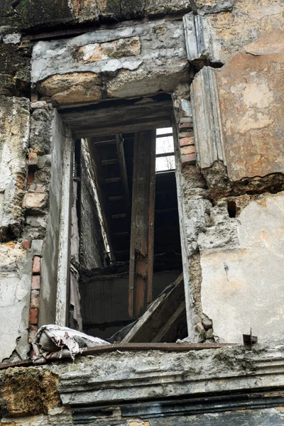 Velhas Casas Destruídas Guerra Destruição Reestruturação Casas Abandonadas Inúteis Restituição — Fotografia de Stock