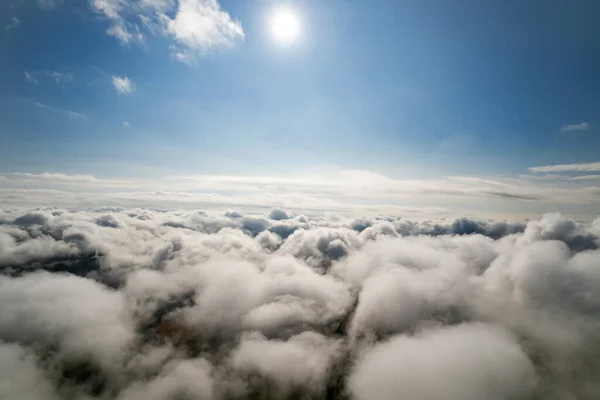 Atmósfera Vuelo Sobre Las Nubes Nubes Cielo Línea Horizonte Desde — Foto de Stock