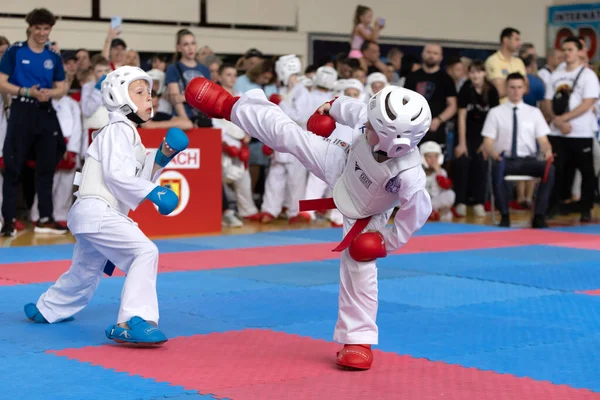 Odessa Ukrajina Června 22023 Účastníci Soutěže Karate Mezi Dětmi Mnoho — Stock fotografie