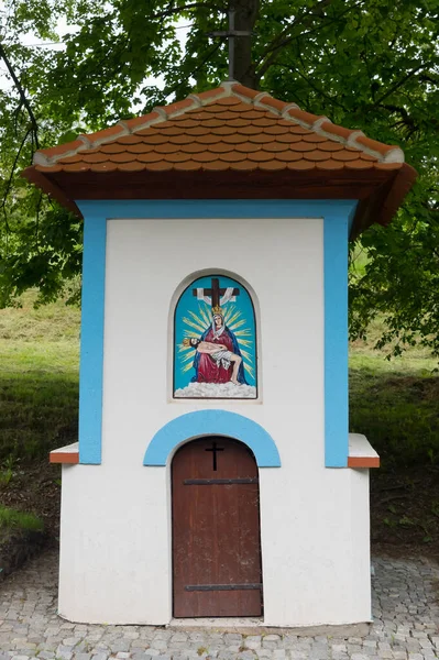 Newly Restored Old Chapel Old Tiny Sacral Building Folk Architecture — Stock Photo, Image