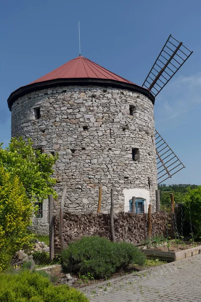 Eine Alte Windmühle Dem Dorf Ostrov Macochy Südmähren Tschechische Republik — Stockfoto