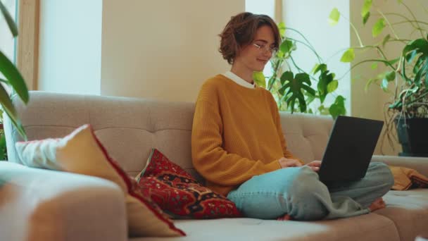 Positive Brunette Woman Wearing Eyeglasses Looking Laptop Couch Home — Stock Video