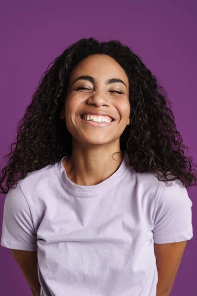 Young Black Woman Wavy Hair Smiling Camera Isolated Purple Background — Stock Photo, Image