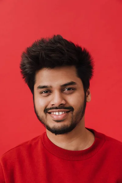 Young Brunette Indian Man Smiling While Posing Camera Isolated Red — ストック写真