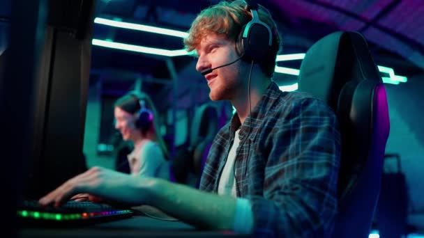 Happy Red Haired Man Gamer Plays Rpg Video Game Championship — Video Stock