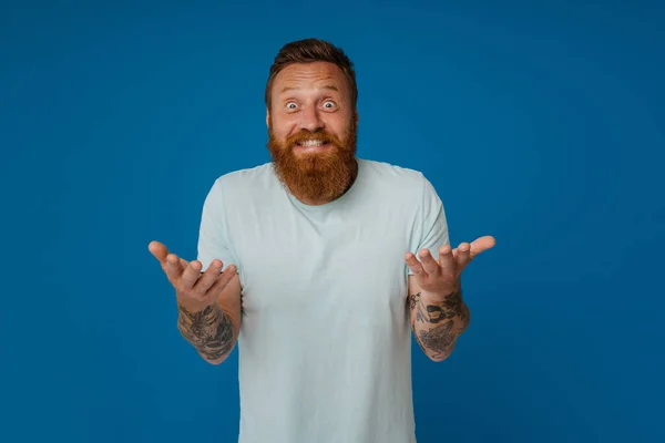 Adult Bearded Tattooed Handsome Stylish Enthusiastic Redhead Man Holding Empty — Stock Photo, Image