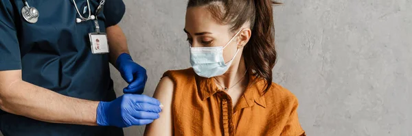 Woman Patient Wearing Protective Mask Getting Vaccinated Covid Doctor His — Stock Photo, Image