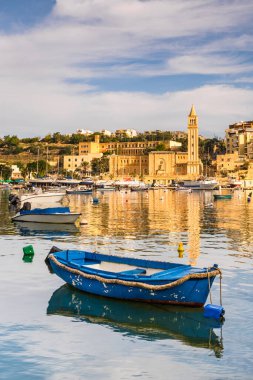 Malta 'daki Marsaskala balıkçı köyünde Marina.
