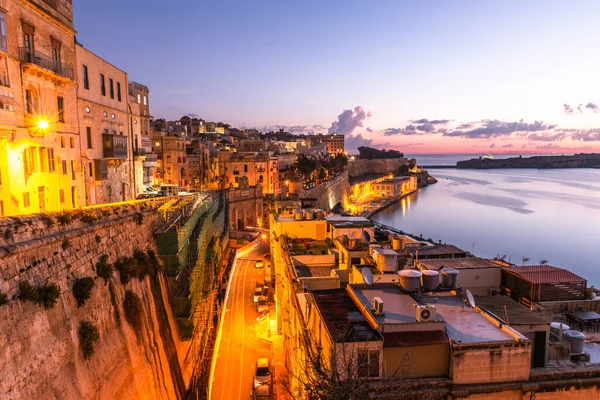 Valletta Malta Casas Muros Tradicionais Valletta Grand Harbour Nascer Sol — Fotografia de Stock