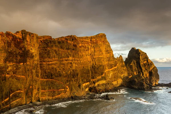 Falésias Vulcânicas Oceano Atlântico Ilha Madeira Portugal — Fotografia de Stock