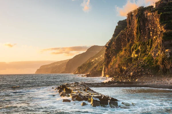 Belas Falésias Oceano Atlântico Madeira Portugal Pôr Sol — Fotografia de Stock
