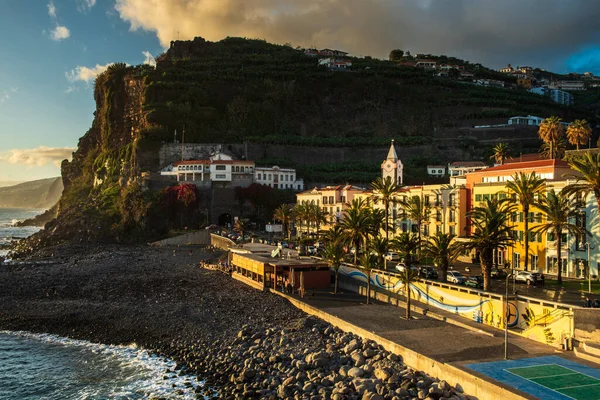 Ponta Sol Stadsgezicht Met Strand Kliffen Bij Zonsondergang Madeira Portugal — Stockfoto