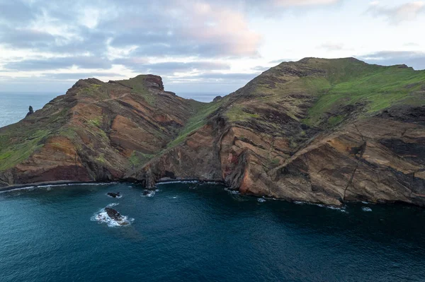 Cliffs Ocean Ponta Sao Lourenco Madeira Vista Aérea Drones — Fotografia de Stock