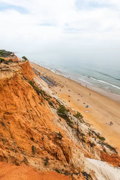 Falésias Vermelhas Praia Areia Algrave Portugal Dia Ensolarado — Fotografia de Stock