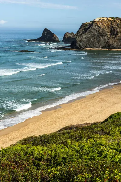 stock image Atlantic Ocean, rocky cliffs and sandy beach in Portugal