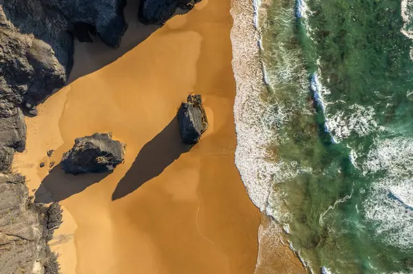 Portekiz Atlantik Kıyısındaki Güzel Doğal Cordoama Plajının Havadan Görünüşü Stok Resim