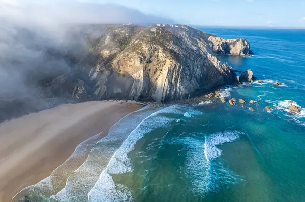 Portekiz Deki Cordoama Sahili Nin Kumlu Sahili Kayalıkları Okyanusu Olan Stok Fotoğraf