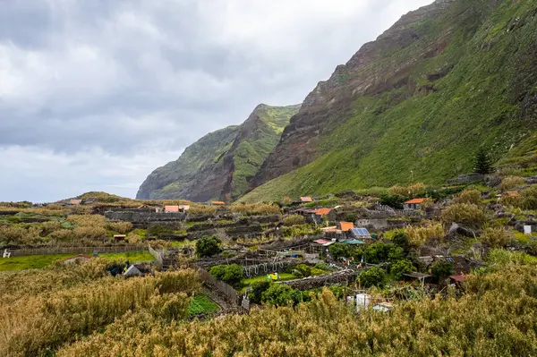 Achadas Cruz Madeira Portugal Das Kleine Küstendorf Mit Der Steilsten Stockbild