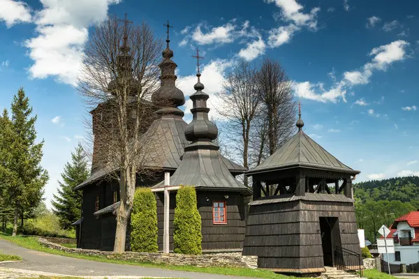 Aziz Cosmas Ortodoks Kilisesi ve Damian Banica, Polonya