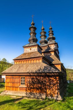 Polonya 'nın En Kutsal Kadın Katolik Kilisesi Owczary' nin Korunması