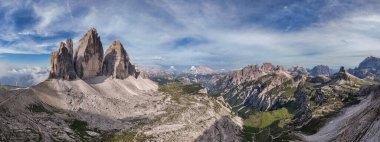Dolomitlerin Üstü: Gökyüzünden Tre Cime
