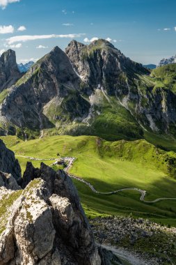 İtalyan Alplerinde Passo Giau 'dan Yüksek Dağ Geçidi Manzarası