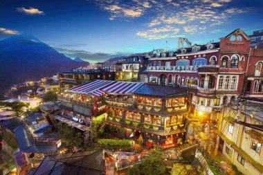 Jiufen, New Taipei City, 30 Temmuz 2014: Jiufen, Tayvan 'daki ünlü eski çay evi