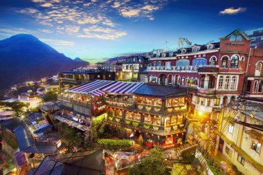 Jiufen, New Taipei City, 30 Temmuz 2014: Jiufen, Tayvan 'daki ünlü eski çay evi