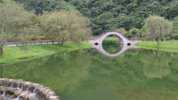 Het Mooie Uitzicht Gilitan Met Brug Hualien Taiwan — Stockvideo