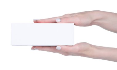 Beyaz arka plan izolasyonu üzerine beyaz cep telefonu kutusu