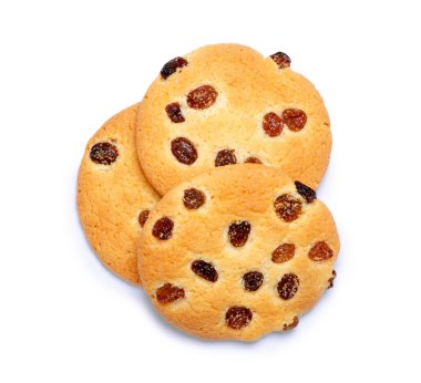 Beyaz arka plan izolasyonunda kuru üzümlü kurabiyeler, üst görünüm