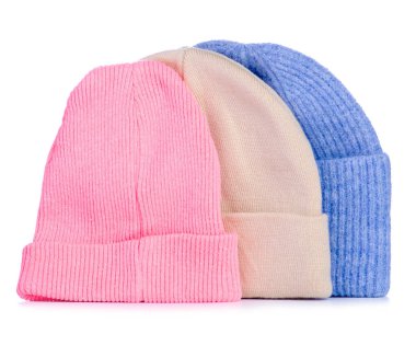 Beyaz arkaplan izolasyonunda sıcak şapka yığını