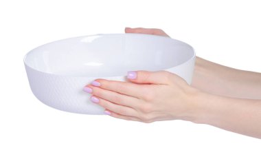 Beyaz arka plan izolasyonunda beyaz fırın tabağı