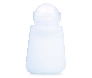 Beyaz arka plan izolasyonundaki kadınlar için roll-on deodorantı